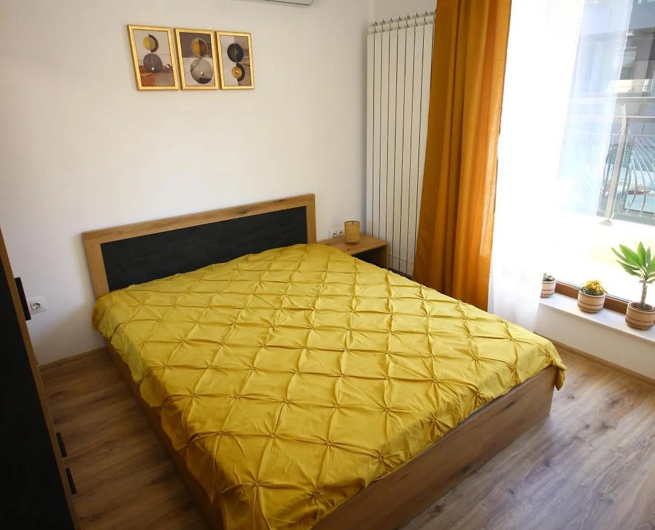 Sofia Central Luxury Apartment 