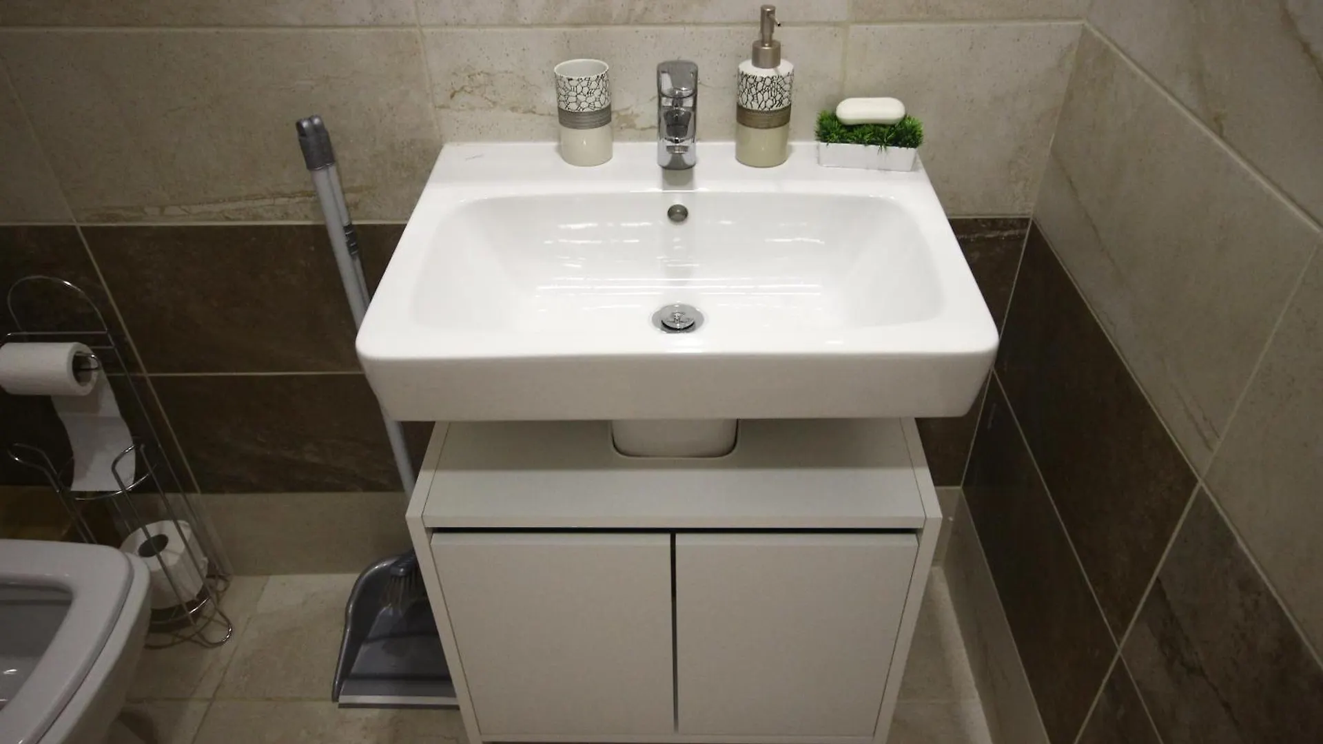 Sofia Central Luxury Apartment 