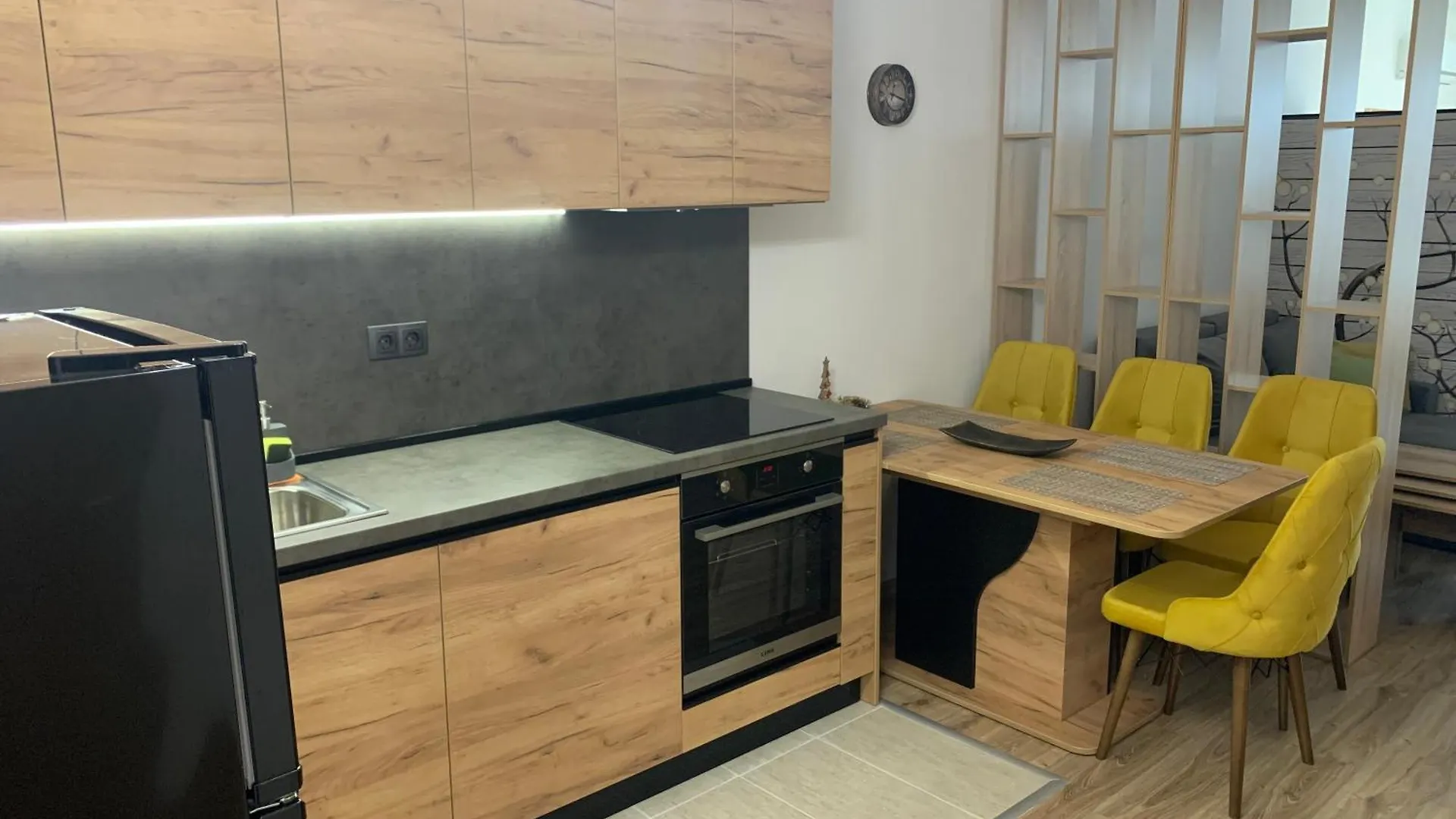 Sofia Central Luxury Apartment 